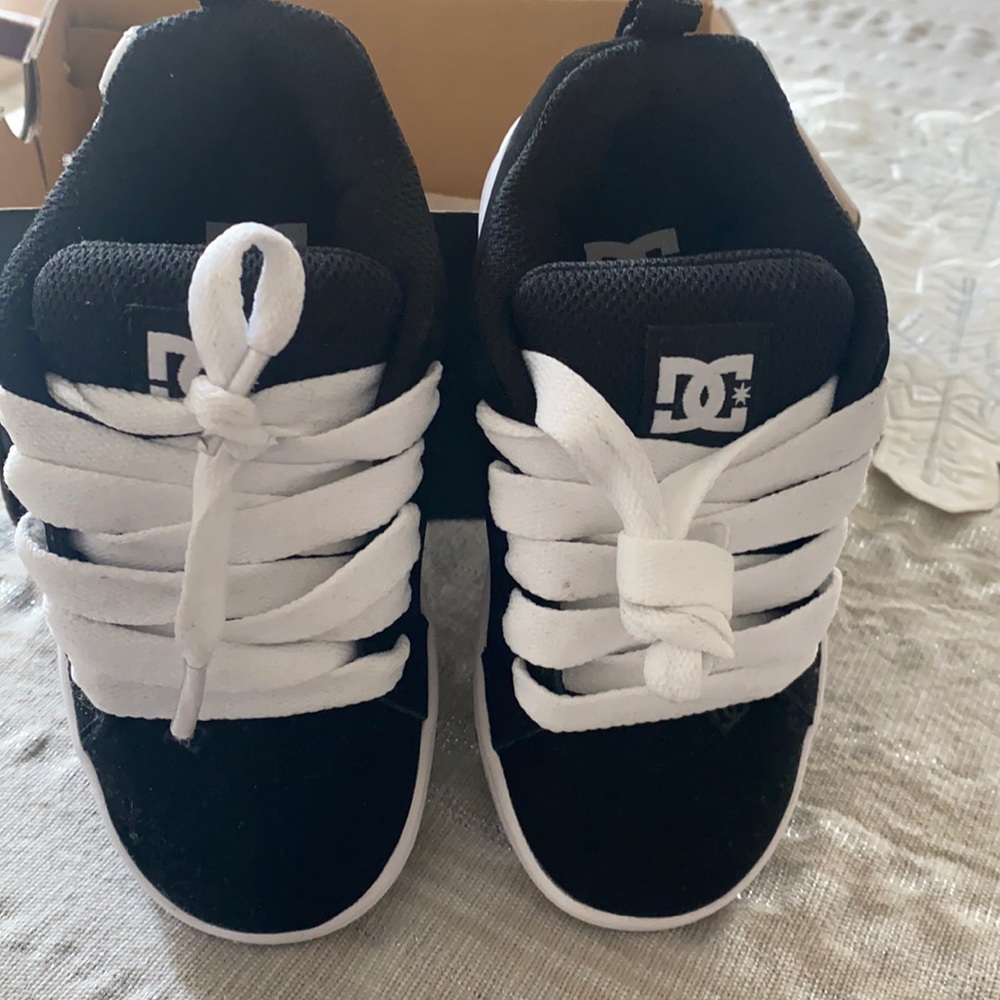 DC kids sneakers